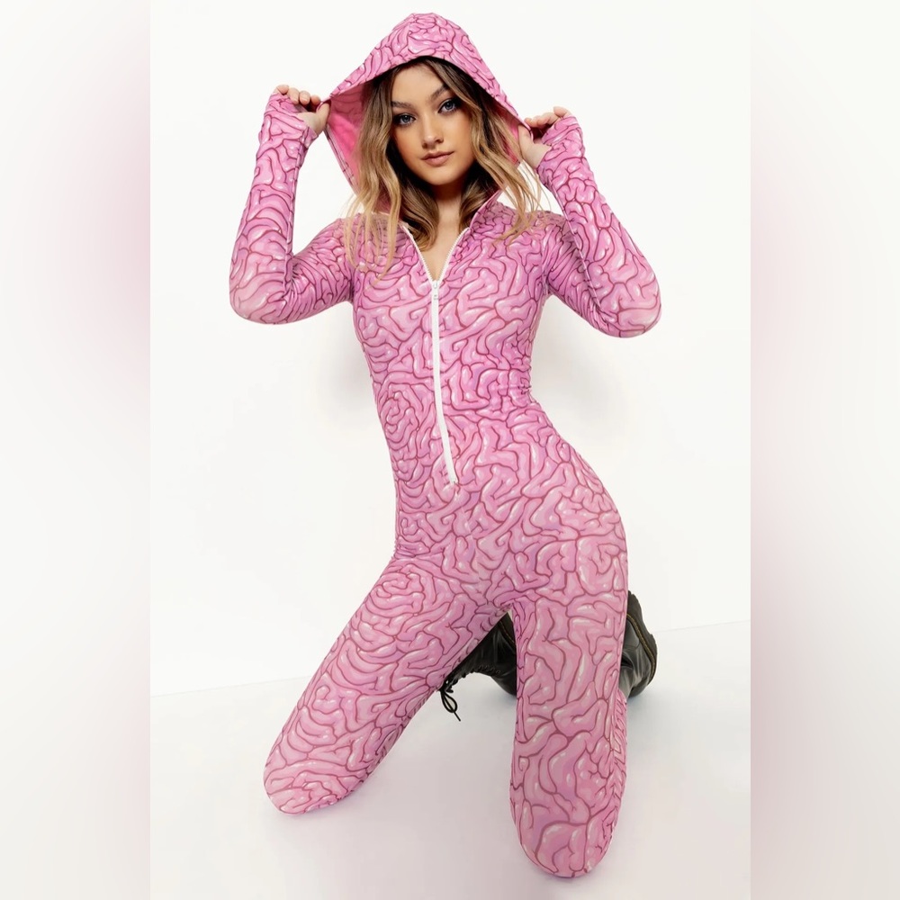 Brains snuggle suit